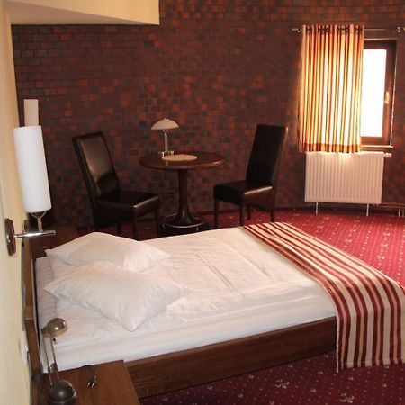 Amadeus Hotel Zielona Gora المظهر الخارجي الصورة