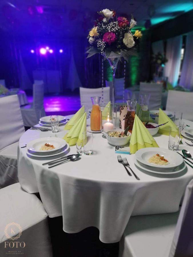Amadeus Hotel Zielona Gora المظهر الخارجي الصورة