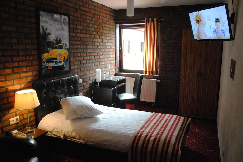 Amadeus Hotel Zielona Gora الغرفة الصورة