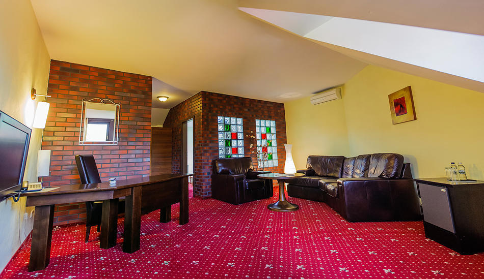 Amadeus Hotel Zielona Gora المظهر الخارجي الصورة