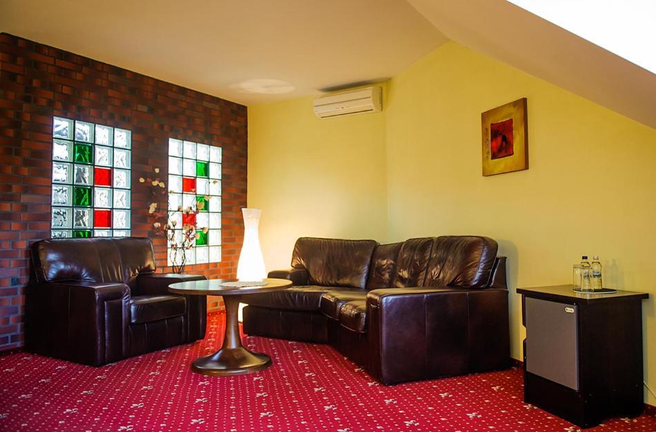 Amadeus Hotel Zielona Gora المظهر الخارجي الصورة